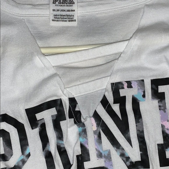 VS Pink Crop top shirt - Picture 2 of 2